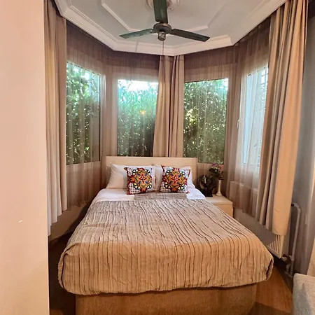 Guest house Sunyear 2 *