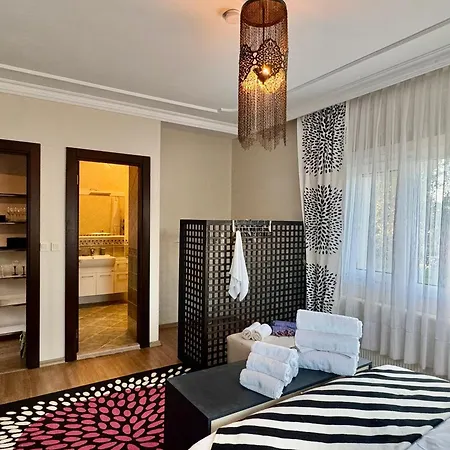 Sunyear 2 Guest house