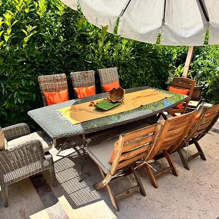Sunyear 2 Guest house Urla