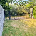 招待所 Sunyear 2 乌尔拉